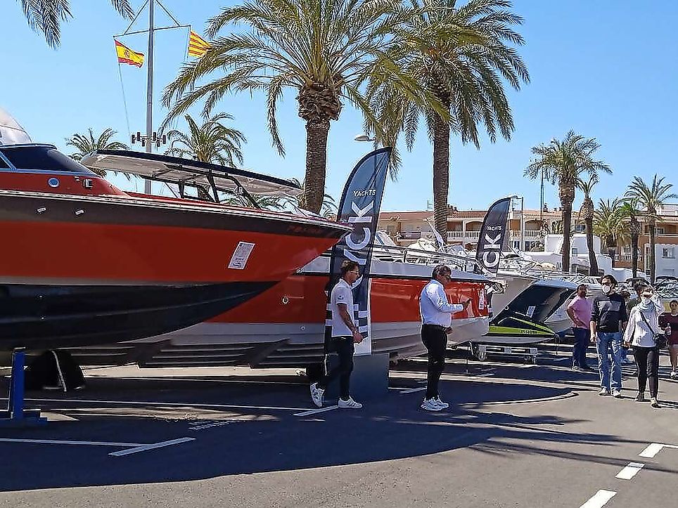 SALON DU BATEAU D'OCCASION A EMPURIABRAVA