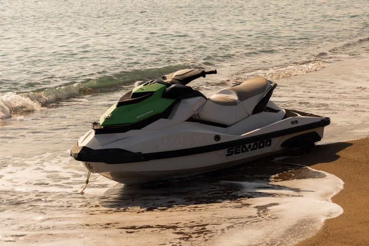 Seguranautics repair and maintenance of jet skis, in Empuriabrava