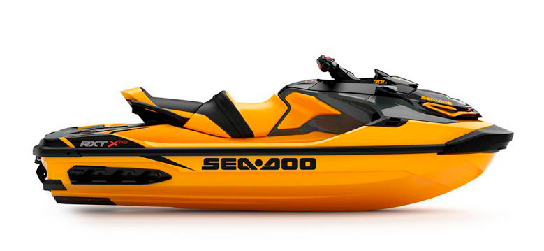Seguranautics repair and maintenance of jet skis, in Empuriabrava